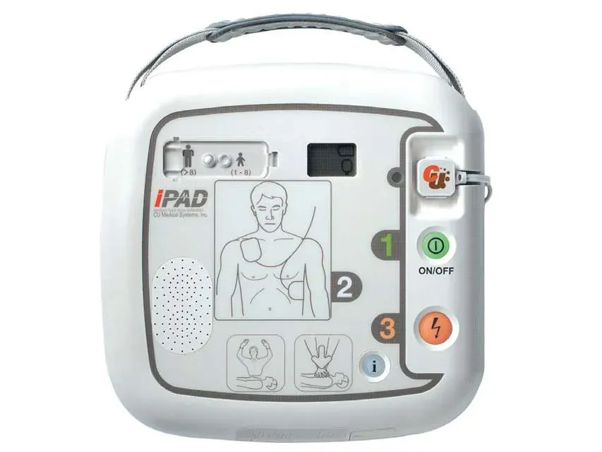 Defibrillatore semiautomatico I-PAD CU-SP1 con borsa